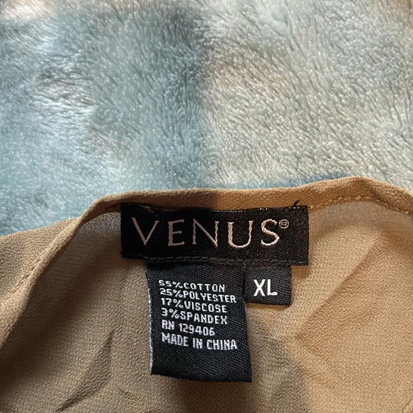 Tan Flowy Sheer Top- sz XL -New - Picture 7 of 9